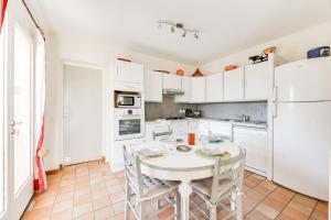 IMMOGROOM - Sea view - Garden - Quiet Area and Swimming-Pool - AC