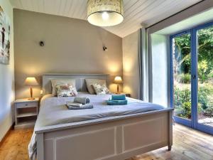 Inviting holiday home in Huelgoat with terrace