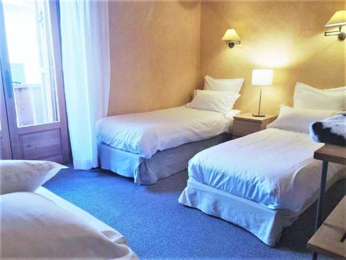 Inviting holiday home in Le Mon tier les Bains with sauna