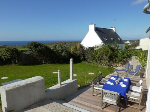 Inviting holiday home in Plogoff with fenced garden