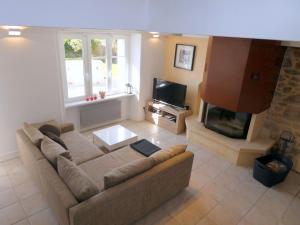 Inviting holiday home in Plogoff with fenced garden
