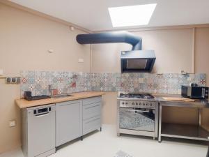 Inviting holiday home in Sankt Goarshausen with bar