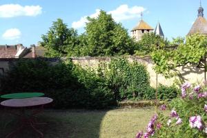 Maison de vacances Jardin de Curé 7 rue de la barre 71250 Cluny Bourgogne