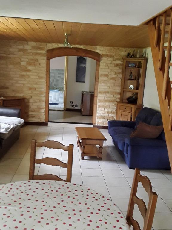 Maison de vacances Jolie ballade depuis l appartement et à 3kms d une station de ski le Brabant Route de Envers de Xoulces 88310 Cornimont