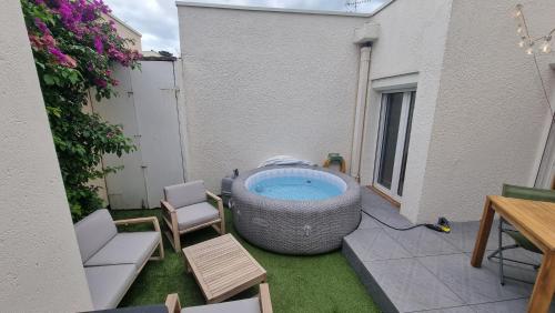 Jolie maison avec deux terrasses tout confort