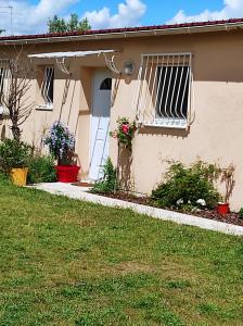 Maison de vacances Jolie maison avec jardin proche de Paris et Disney 17 Avenue Lalande 77500 Chelles Île-de-France