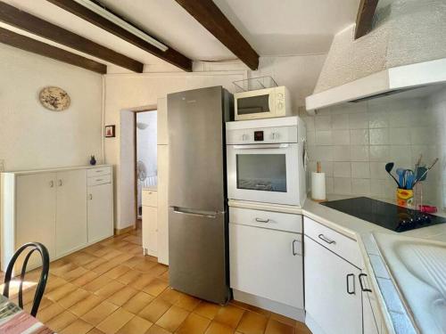 Jolie maison dans résidence avec piscine