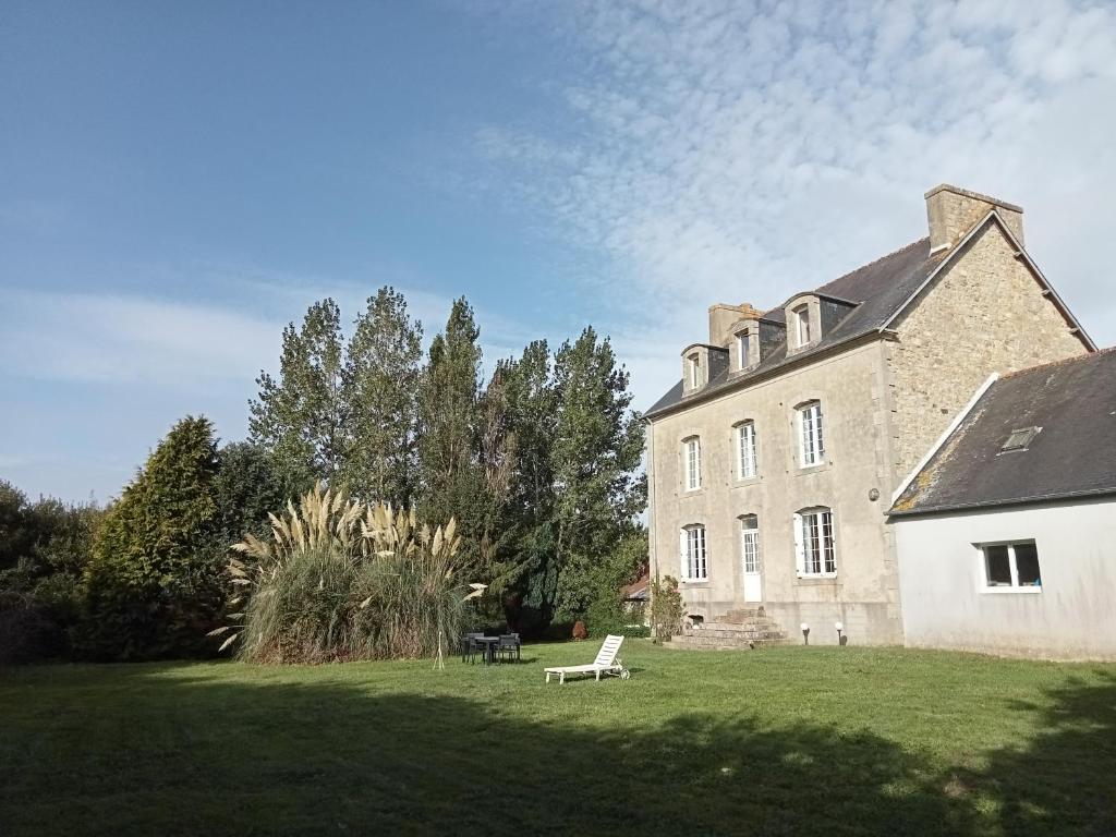 Maison de vacances Jolie maison de campagne à 2km de la mer Penn ar Vern 29550 Plomodiern