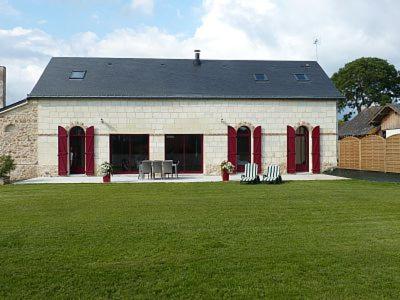 Jolie Maison de Campagne en pierre de tuffeau Lieu-Dit Avoir, 49160 Longué
