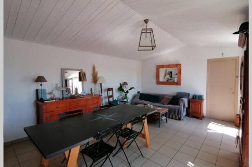 Jolie maison de vacances Noirmoutrine
