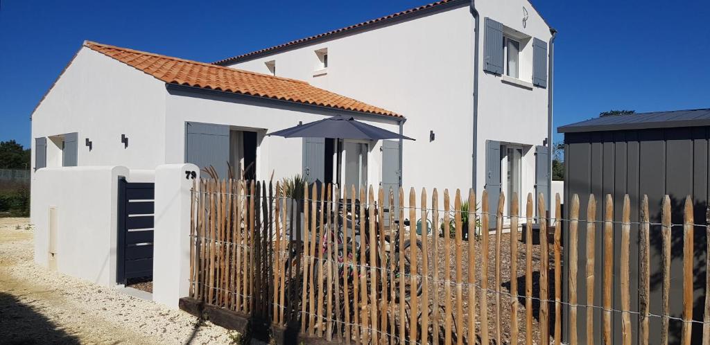 Maison de vacances Jolie maison neuve au calme et proche de la plage 79 Rue du Caillot 17190 Foulerot