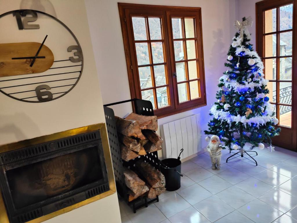 Jolie maisonnette au cœur des Pyrénées 65200 Asté