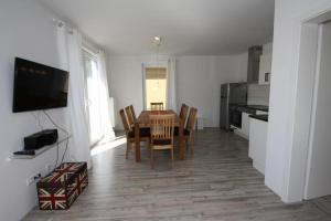 K 103 - Ferienhaus mit Terrasse