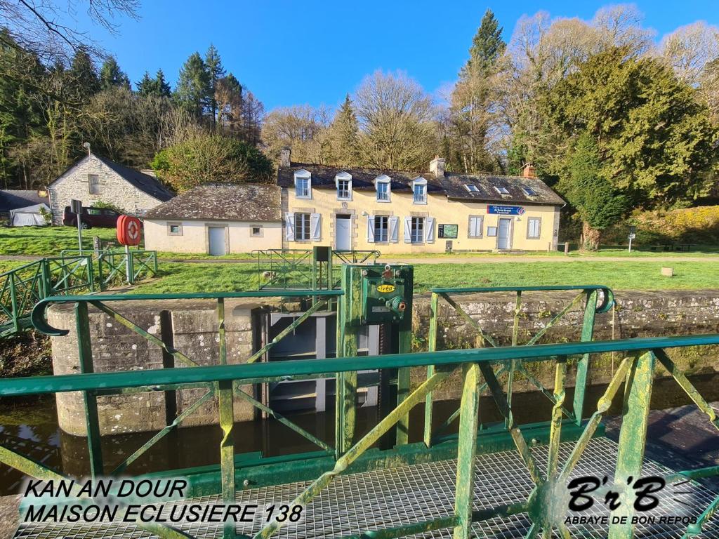 Maison de vacances KAN AN DOUR Ecluse de Bon Repos 22570 Laniscat