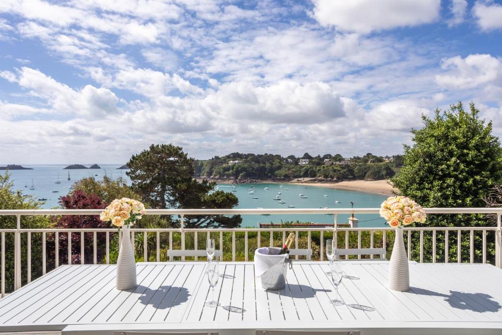 KER MANOU - Charmante maison avec vue sur mer Barbe-Brulée Port Mer, 35260 Cancale