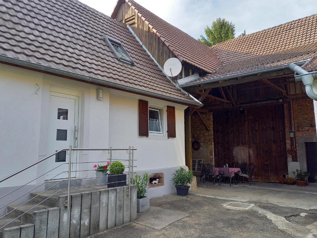 Kleines Bauernhaus mit nostalgischem Flair 1 Kirchstraße, 79365 Rheinhausen