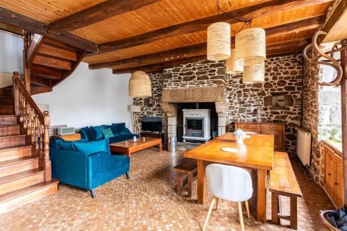 KLOZ AR LORE maison de charme avec piscine chauffée - proche DinanDinard