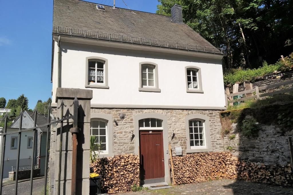 Kutscherhaus Monschau Eschbachstr. 51, 52156 Montjoie