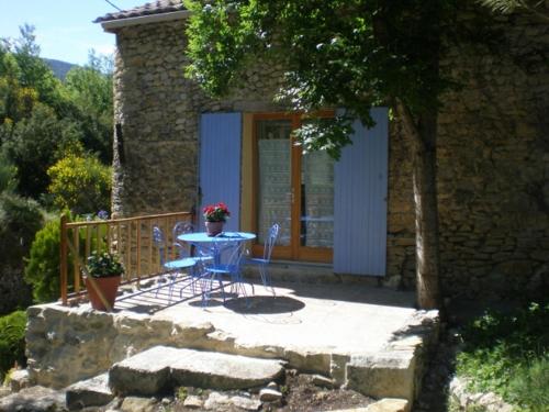 Maison de vacances l'amelie 550 route du chateau 26570 montbrun les bains 26570 Montbrun-les-Bains Rhône-Alpes