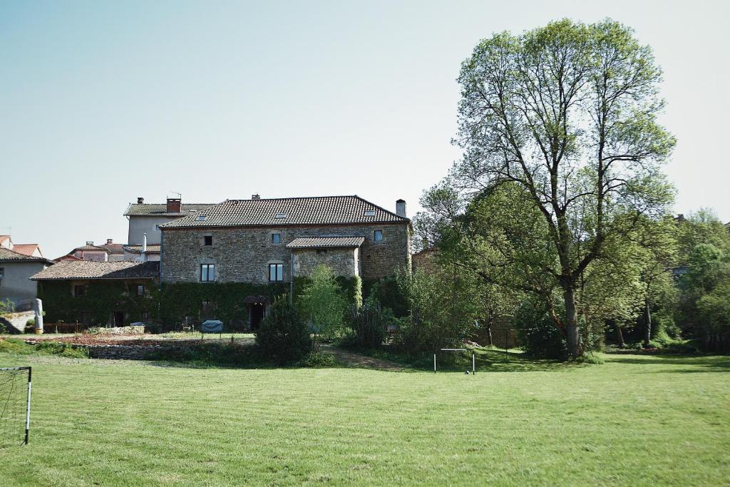 L'ancien Relais de Poste*** 3, Impasse de la Poste, 63520 Saint-Dier-dʼAuvergne