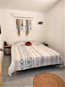 L'ANNEXE endroit zen et chaleureux. Jacuzzi extérieur