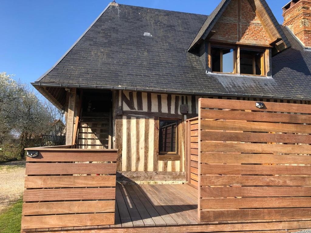 Maison de vacances L'atypique au pays de Honfleur Lieu du Val 14600 Genneville