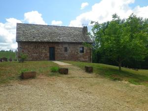 Maison de vacances L'Auvaysou Plateau d'Hymes 12320 Saint-Cyprien-sur-Dourdou Midi-Pyrénées