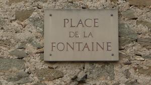 Maison de vacances l'Ecrit Vin 3 place de la Fontaine 11800 Rustiques Languedoc-Roussillon
