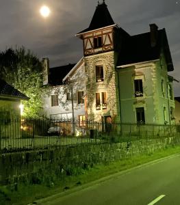 l'ECURIE pour 6 personnes