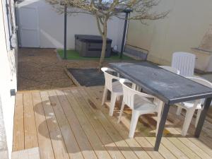 L EMBRUN Jacuzzi