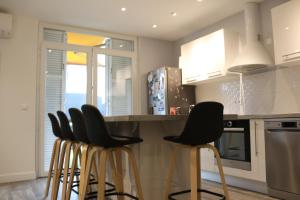 L ensoleillée MAISON 2 CHAMBRES-PRIVATE HOUSE CANNES