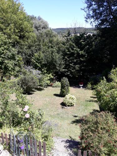 L'escale Arquaise, la maison au jardin fleuri à 5 min de dieppe