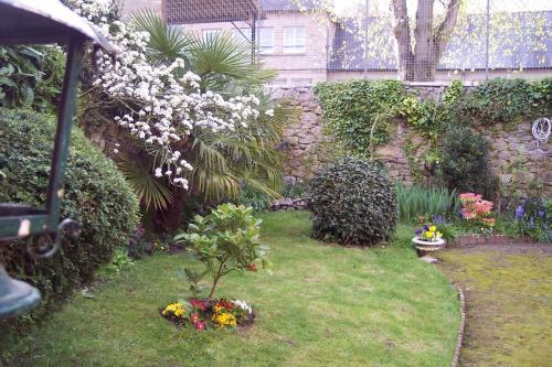 L'imprevue Townhouse in the centre of Dinan