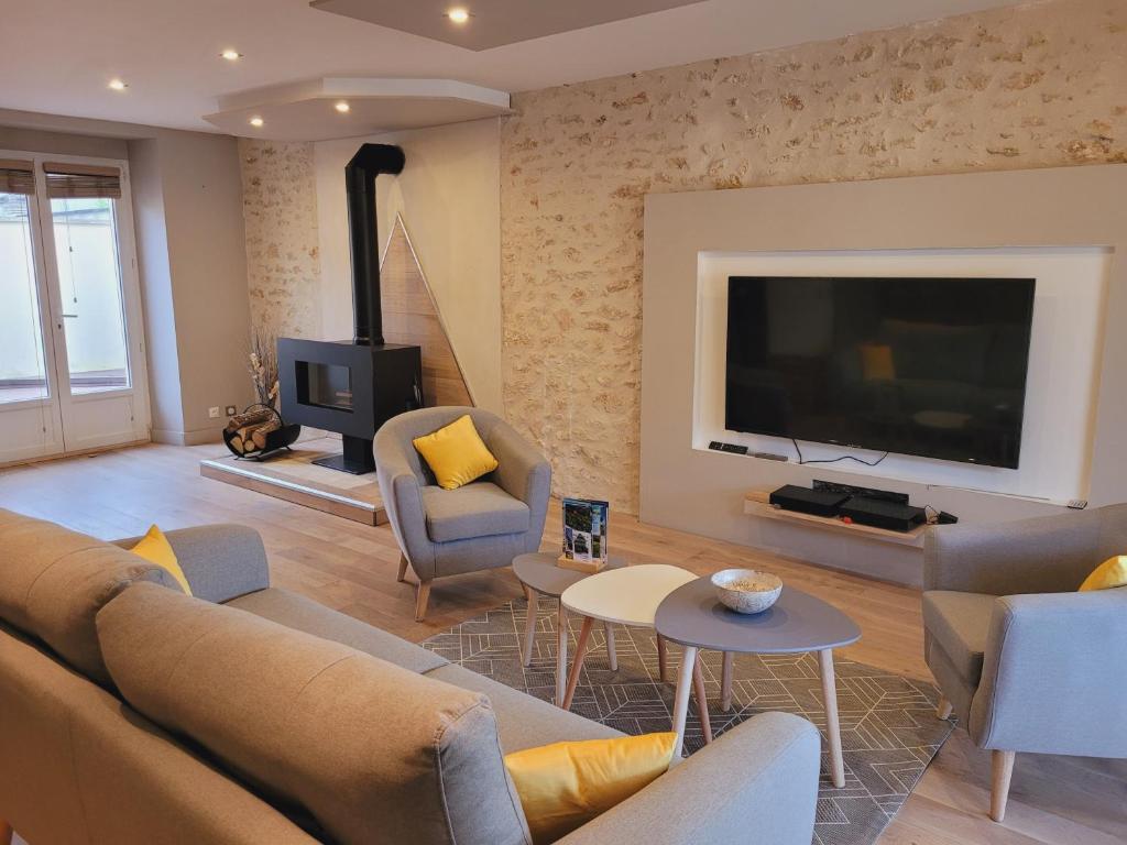 Maison de vacances L'inattendu, jolie maison briarde avec jacuzzi 5 Rue Dimeresse 77160 Chenoise