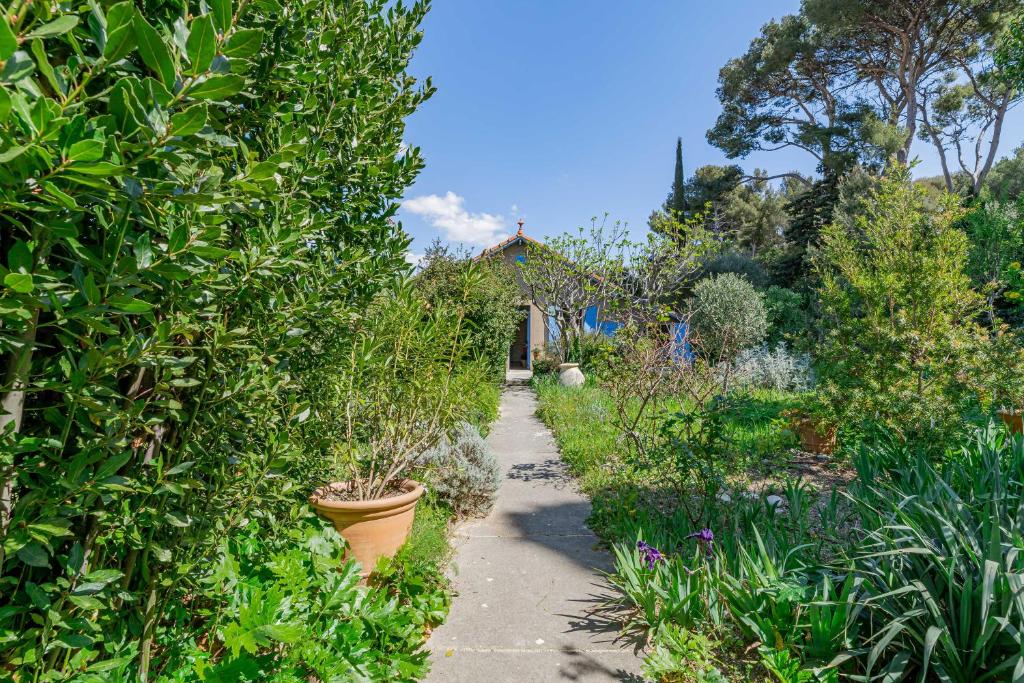 Maison de vacances L'Oustau par Dodo à Cassis 5 Avenue du Revestel 13260 Cassis