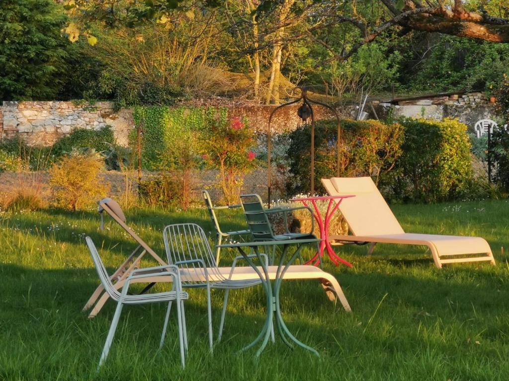 La Belleza - Maison de vacances avec jardin arboré 3 Rue des Marronniers, 89150 Montacher