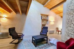La Bousquetière, Maison de village esprit Loft.