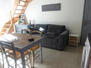 Maison de vacances LA BOUTIQUE MEYRAGUET 46200 Lacave Midi-Pyrénées