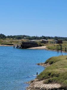La Cabane des salines proche mer