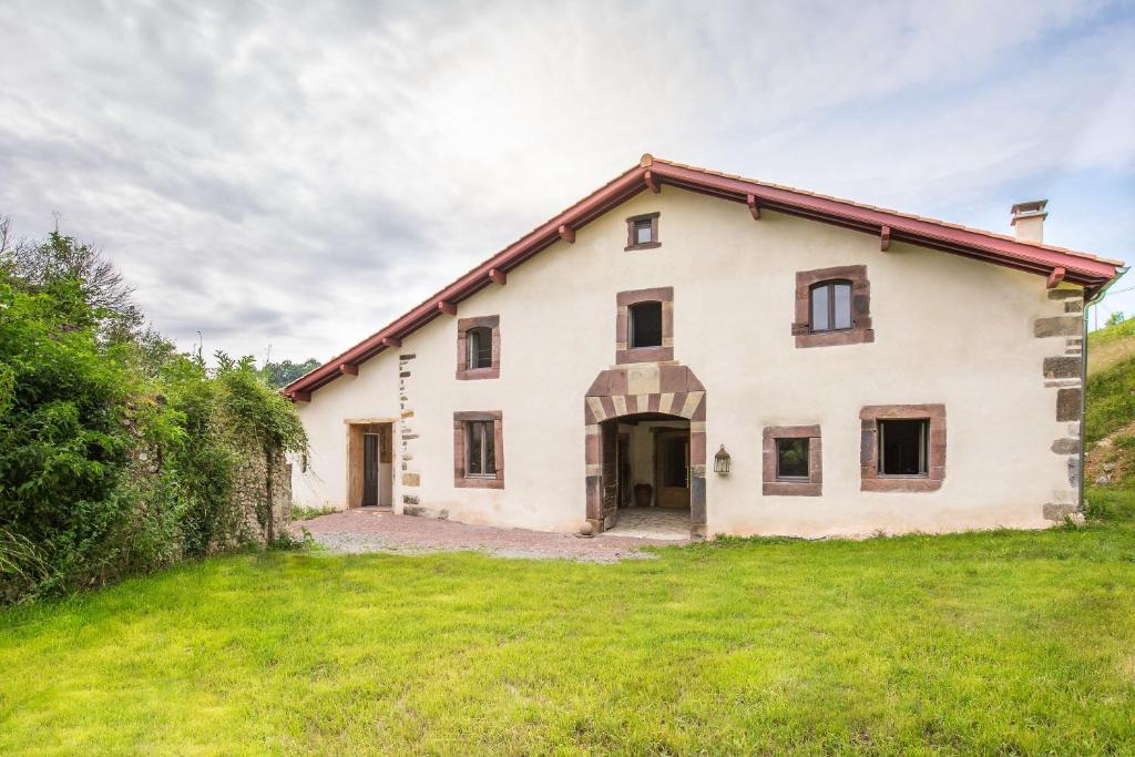 La Charmeraie : gîte de charme, piscine et spa 41140 Thésée