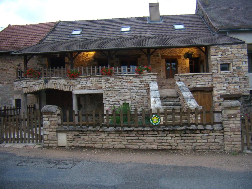 Maison de vacances La chaumière de Laives 35 Route de Nanton 71240 Laives