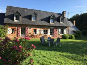 Maison de vacances La Cour Martin à 7 km d'Etretat-Gîte classé 3 étoiles 614 Route du Fond du Bois 76280 Cuverville Normandie