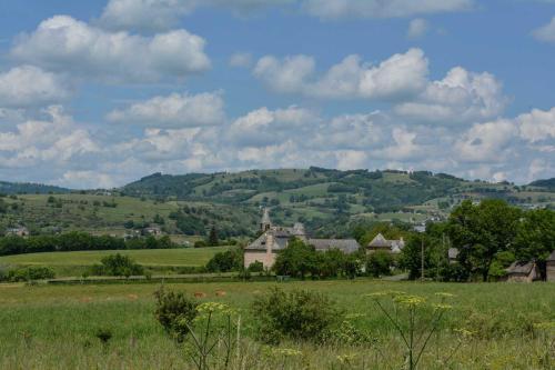 La cour pavée