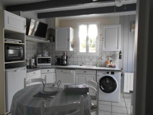 LA DANAE ILE DE RE, VELOS, WIFI, CUISINE, LINGE, Parking gratuit