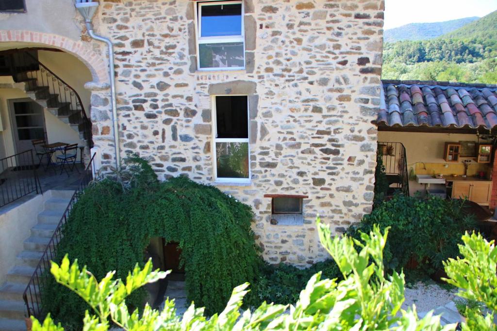 Maison de vacances La Ferme Ranc - gite le couchant 108 Rue du Village 30160 Gagnières