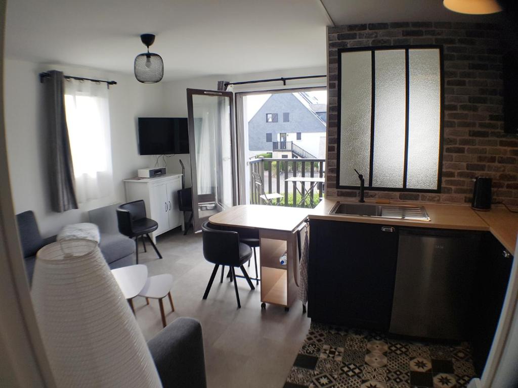 LA FREGATE Maison avec piscine/parking/wifi/plages 5kms