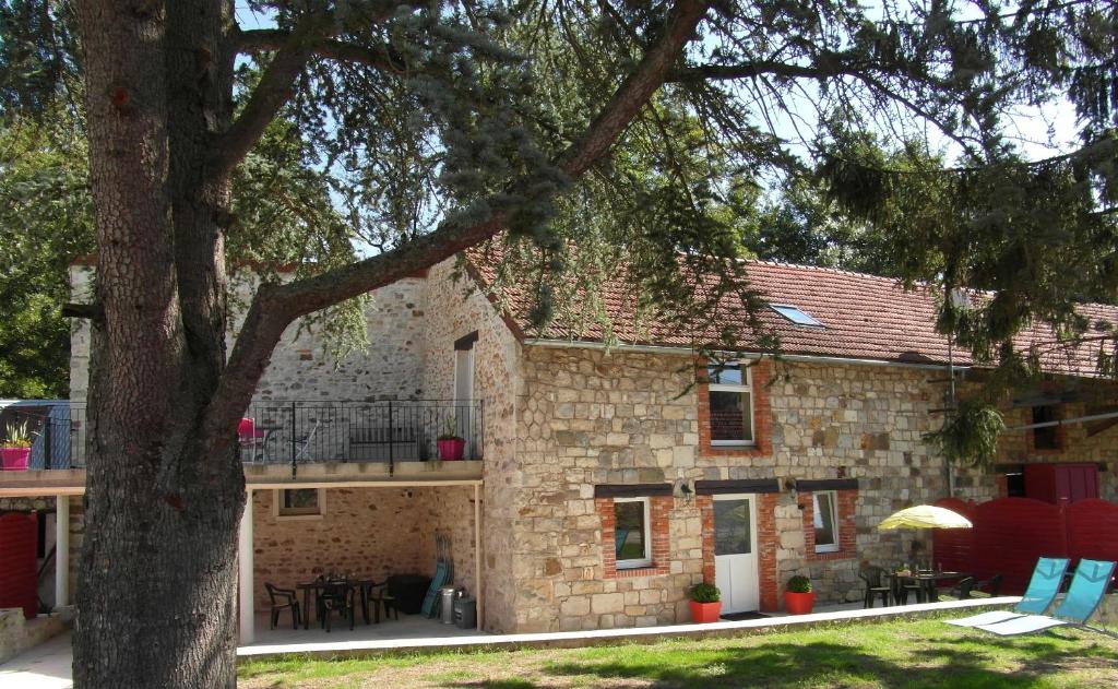 Maison de vacances La Grand Cour 6 place Saint Martin 51700 Verneuil