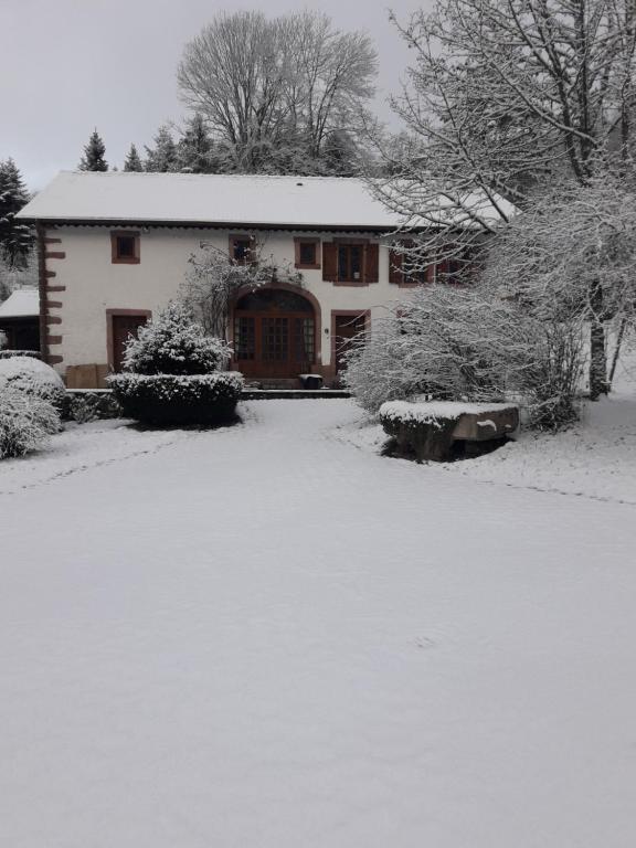 Maison de vacances La Grande Ferme 1 La Feigneule 88600 La Chapelle