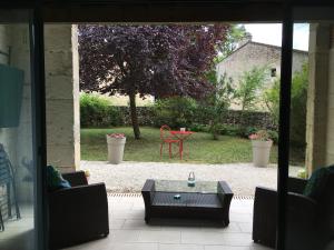 LA GRANGE DE BELLEFONTAINE et sa piscine privée