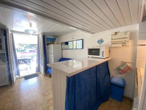 La Maison Bleue